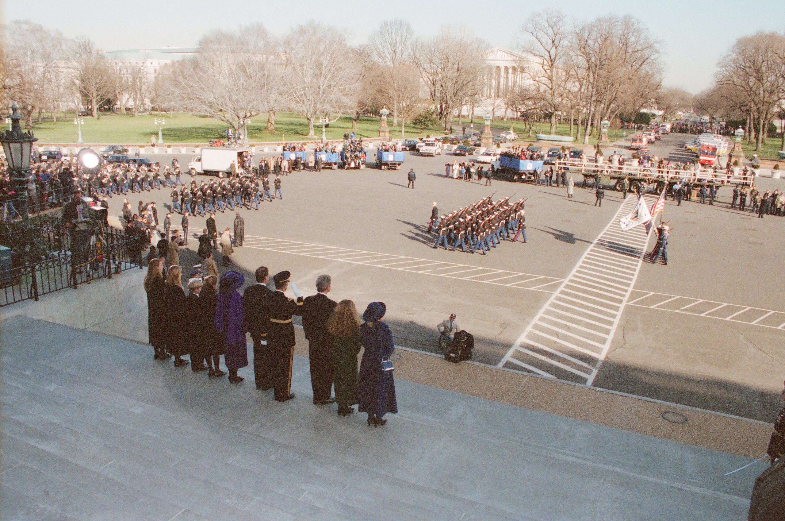Inaugural Ceremony 1993, Departure and Military Review